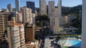 Widok na miasto Benidorm z tego apartamentu