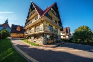 Budynek, w którym mieści się apartament