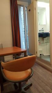 Gallery image of Hotel Feria (FR) in Clichy