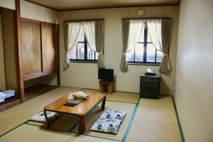 Gallery image of Spa Lodge Redwood Inn in Takayama