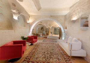 Vestibiulis arba registratūra apgyvendinimo įstaigoje Anatolian Houses Cave Hotel & SPA