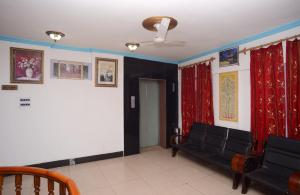 Istumisnurk majutusasutuses Hotel Centre Point
