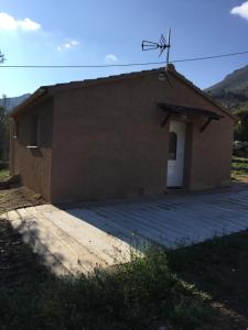 Budova, kde se prázdninový dům nachází + 2 fotografie