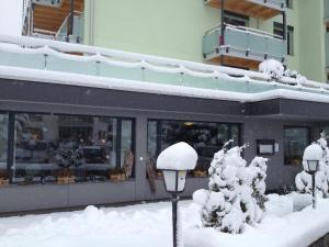 Hotel Hahnenblick en invierno
