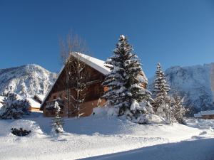 Le Chalet d'en Hô v zimě