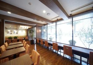 Posezení v ubytování Dormy Inn Hiroshima