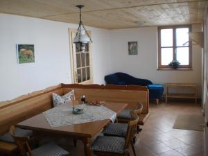 Posezení v ubytování Stroneggerhof + 39 fotografií