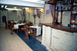 Lounge nebo bar v ubytování Central Hotel