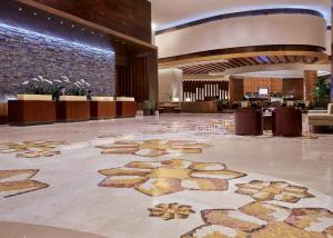 Vstupní hala nebo recepce v ubytování Swissôtel Al Ghurair Dubai - Deira & Creek + 37 fotografií