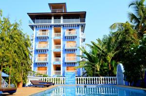 Bazén v ubytování Mayflower Beach Resort nebo v jeho okolí