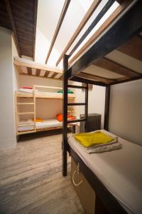 Posteľ alebo postele v izbe v ubytovaní Das Nest Budapest