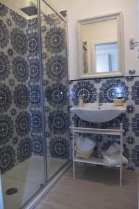 A bathroom at B&B Pompei Passion