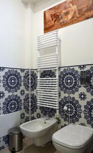 A bathroom at B&B Pompei Passion