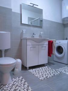 Kúpeľňa v ubytovaní Apartman Buble + 16 fotografií