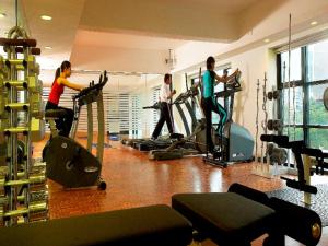 Fitness centrum a/nebo fitness zařízení v ubytování Hotel Maya Kuala Lumpur City Centre