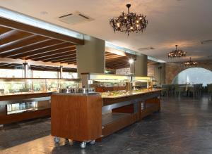 Restaurace v ubytování Sitia Beach City Resort & Spa
