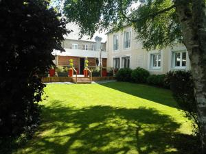 Zahrada ubytování Hôtel Le Gue Du Holme