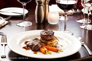 Makanan di atau berdekatan the country house