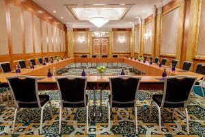 Konferenční prostory v ubytování Corniche Hotel Sharjah