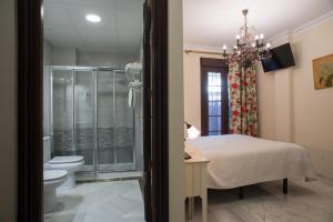 Łazienka w obiekcie Hotel Coral Playa