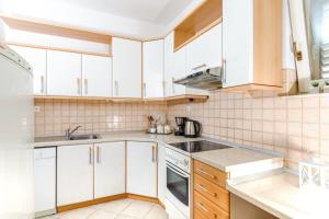 Kuchyň nebo kuchyňský kout v ubytování Apartment Yean