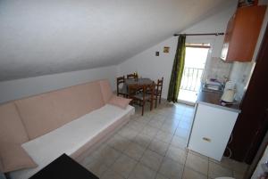 Kuchyňa alebo kuchynka v ubytovaní Batinic Apartmani