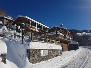 CHALETS MONGIOIE Pra di Roburent v zime