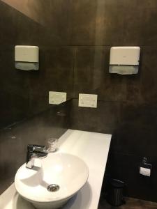 Bed n Oats tesisinde bir banyo