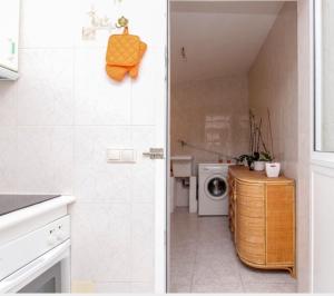 A kitchen or kitchenette at Casa playa el Torreon