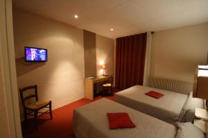 Fotografie z fotogalerie ubytování Logis Hotel L'ange Couronne v destinaci Belleville-sur-Saone