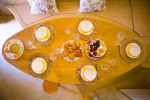 Jedlo v ubytovaní bed & breakfast alebo blízkom okolí