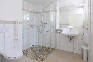 Koupelna v ubytování Hotel Morgenland