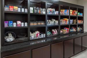 Kemudahan buat kopi dan teh di Comfort Inn & Suites Columbus North