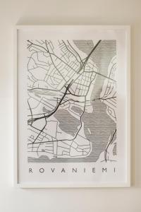 um desenho de um mapa da cidade de Nova Iorque em Aurora City Center Suite em Rovaniemi