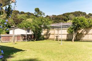 Gallery image of Waitangi Beach Bach 30B in Paihia