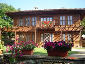 Gambar di galeri bagi Kenara Guest House di Zheravna