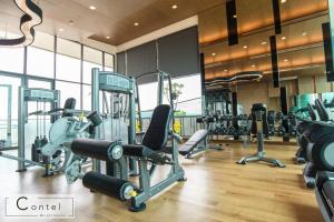 Het fitnesscentrum en/of fitnessfaciliteiten van The Astra Condo Chiang Mai - A624