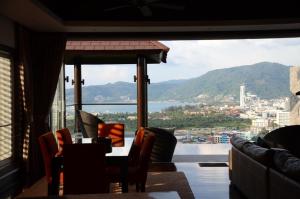 Gallery image of AW ONE Patong Villa in Patong Beach