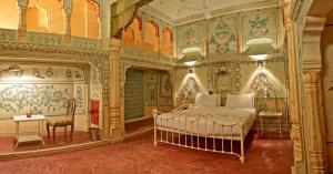 
A bed or beds in a room at Vivaana

