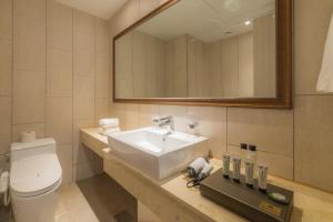 Koupelna v ubytování Reborn Suwon Silkroad Hotel