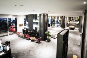 TV a/nebo společenská místnost v ubytování Sky View Hotel