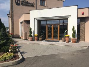 Majutusasutuse Hotel Bohemia fassaad või sissepääs