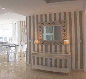 Posedenie v ubytovaní Apartamentos Marta PLAYA