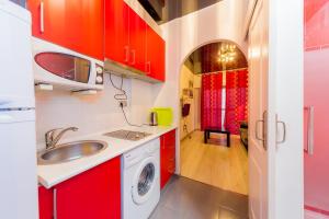 A kitchen or kitchenette at ALEGRIA ID33