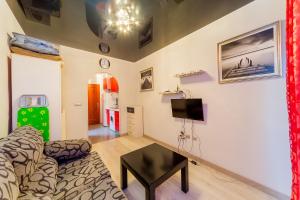 A television and/or entertainment centre at ALEGRIA ID33
