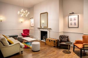 O zonă de relaxare la Leonardo Hotel Cardiff