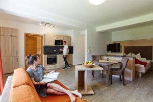 Kuchnia lub aneks kuchenny w obiekcie Apartment Bergsee
