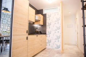 A kitchen or kitchenette at Beach & Center Premiun