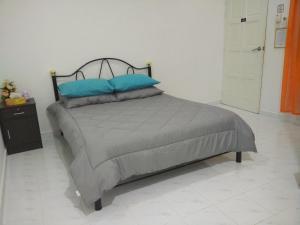 Galeriebild der Unterkunft Mama Iman Guestroom in Kertih