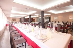 Restaurace v ubytování Hotel Fornos